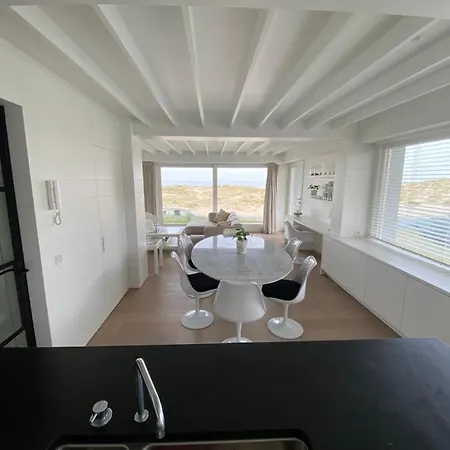 Dunes And Sea דירה